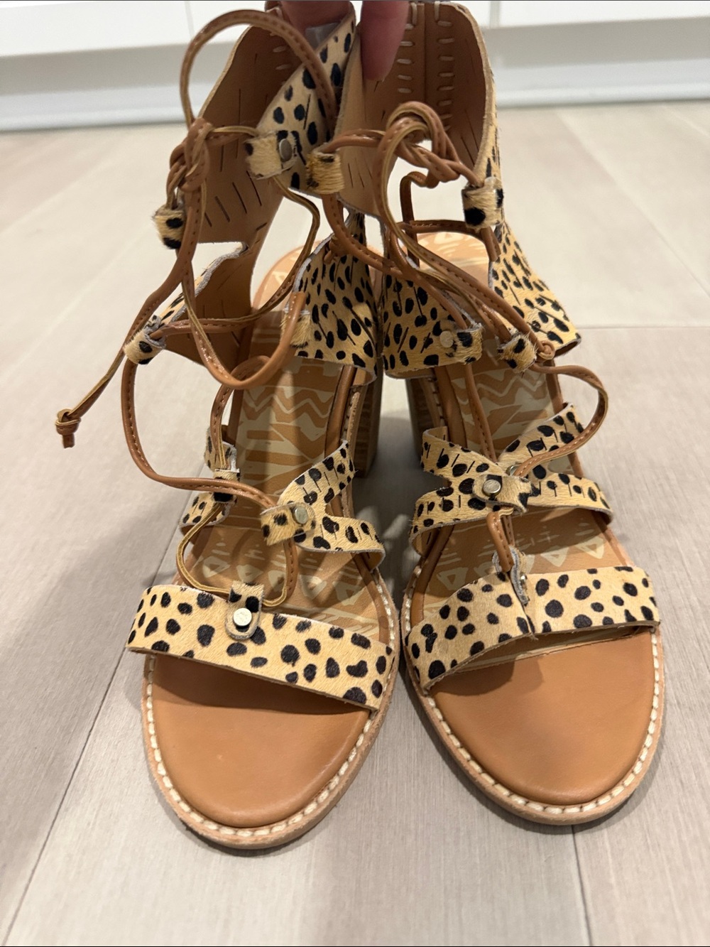 Dolce Vita Leopard-Print Lace-Up Sandals in Tan and Black - Size 7.5 - Like New